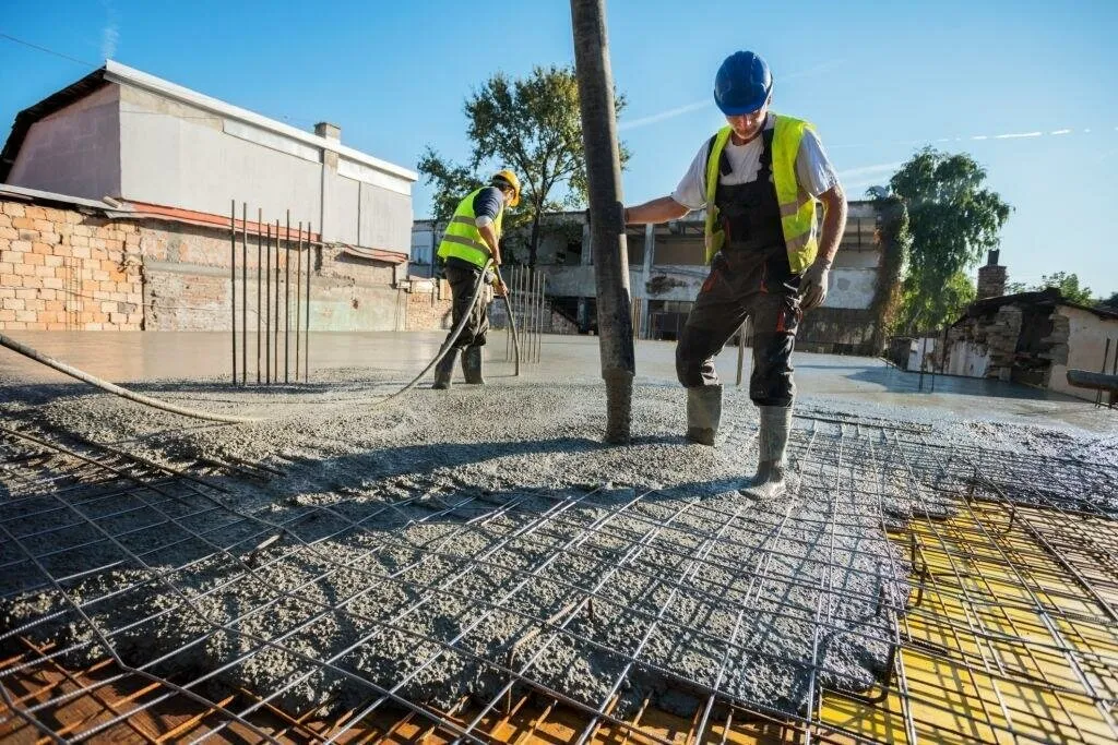 Concrete slab pouring with reinforced steel – Concrete Pro Dallas
